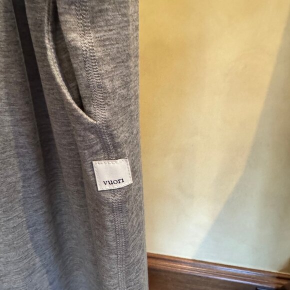 Vuori Lux Harem Jumpsuit - Grey - Size Small - Athlesiure wear- Activewear - Picture 7 of 9